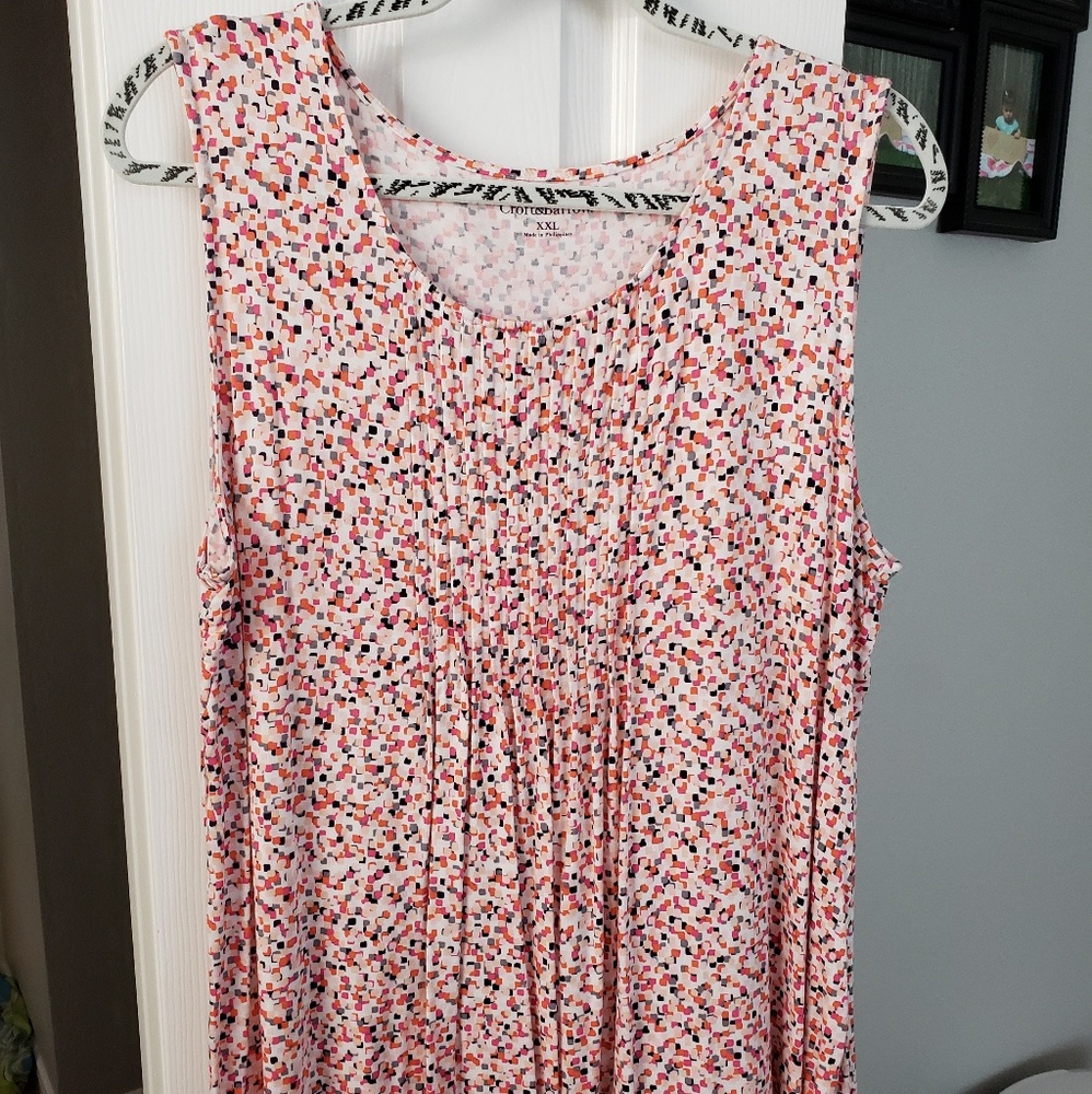 Sleeveless blouse